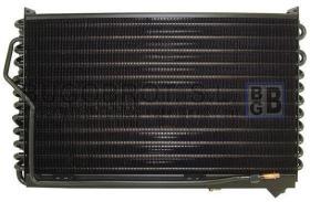 Bugobrot 62NH43362 - CONDENSADOR NEW HOLLAND SERIES 8160 / 8260 / 8360 / 8560